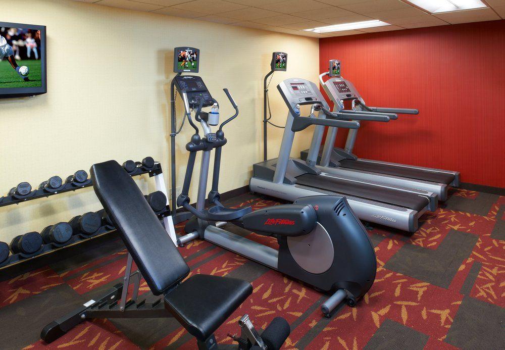 Courtyard By Marriott Detroit Livonia Hotel Bagian luar foto
