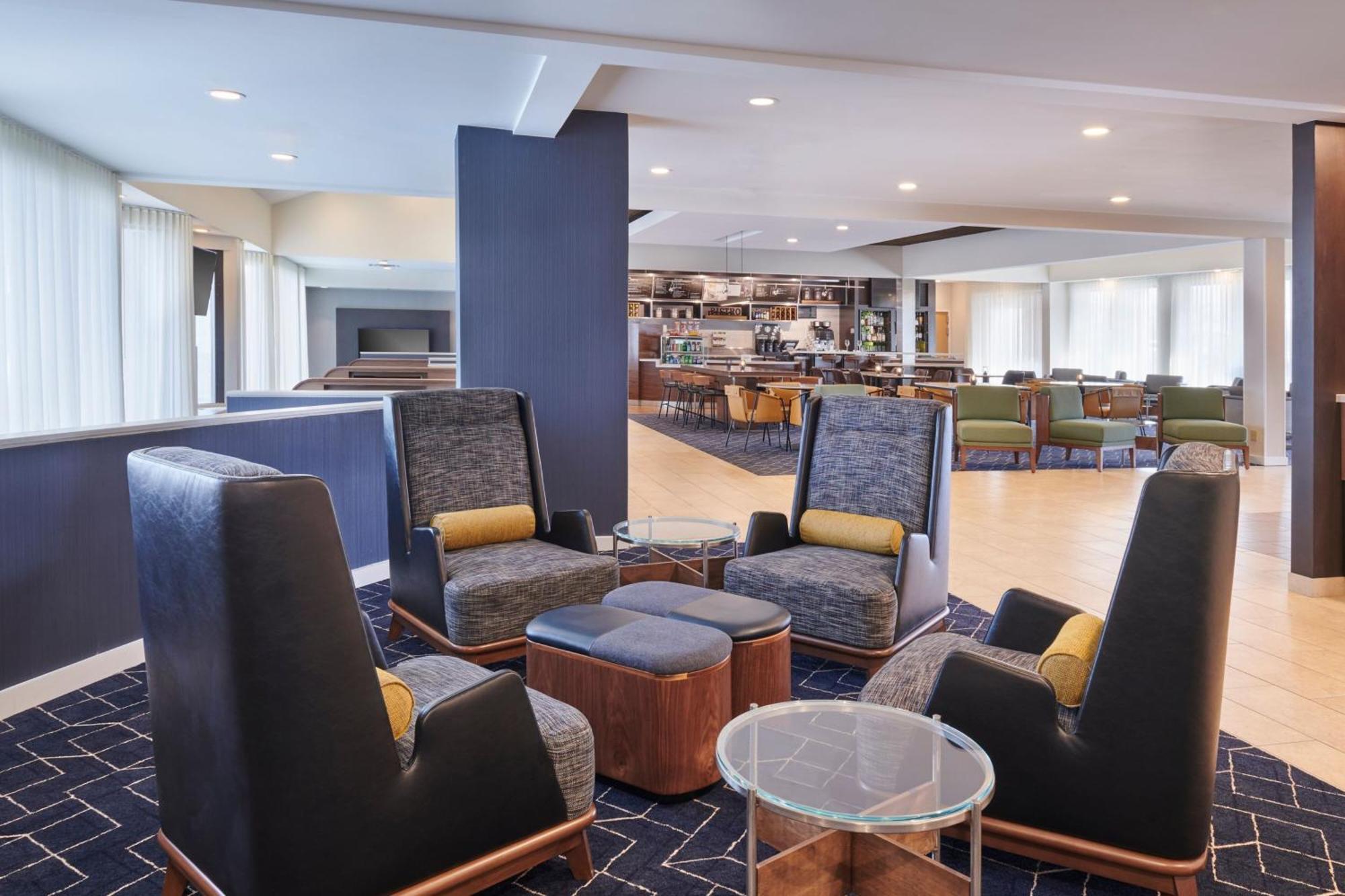 Courtyard By Marriott Detroit Livonia Hotel Bagian luar foto