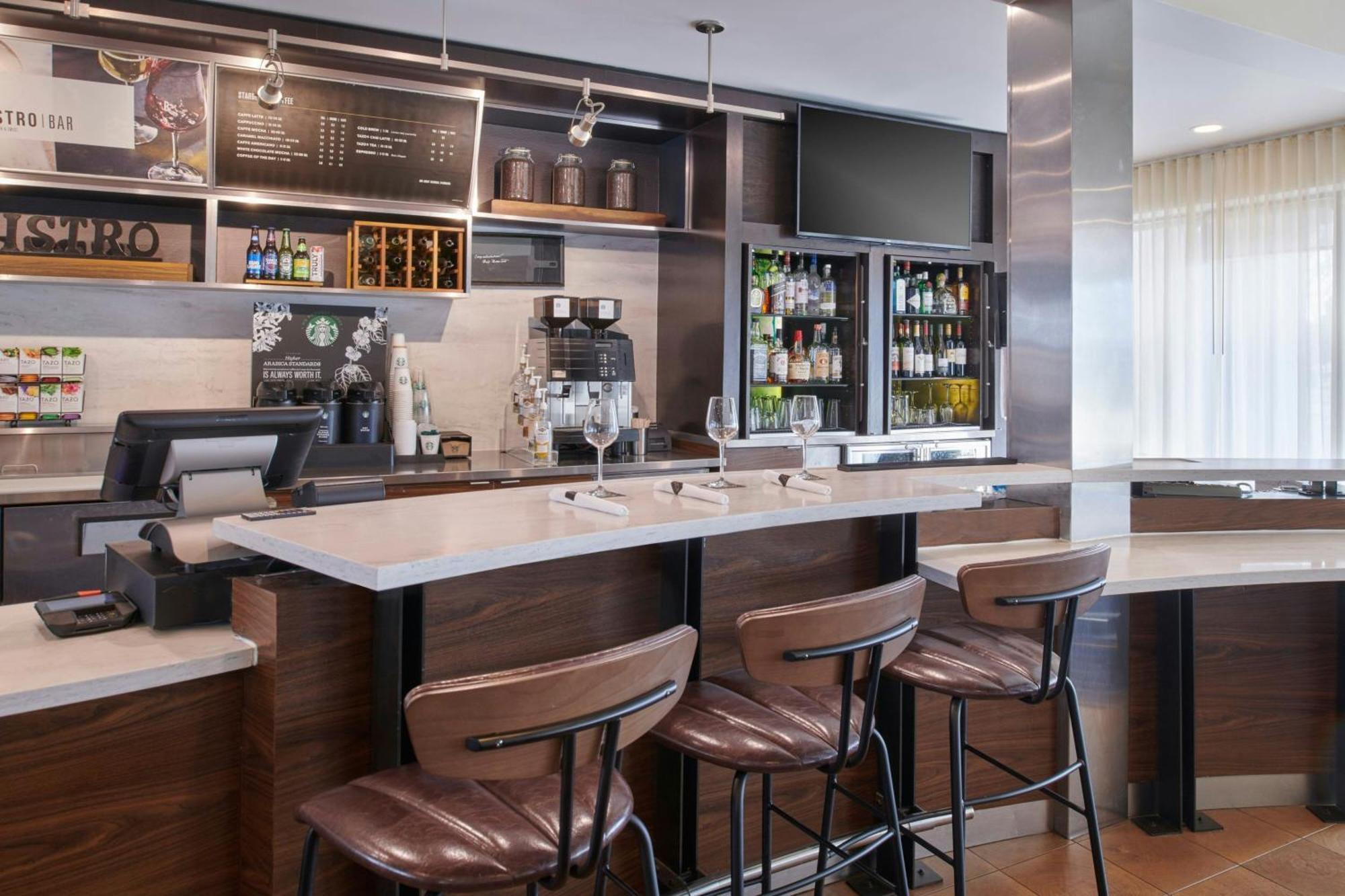 Courtyard By Marriott Detroit Livonia Hotel Bagian luar foto