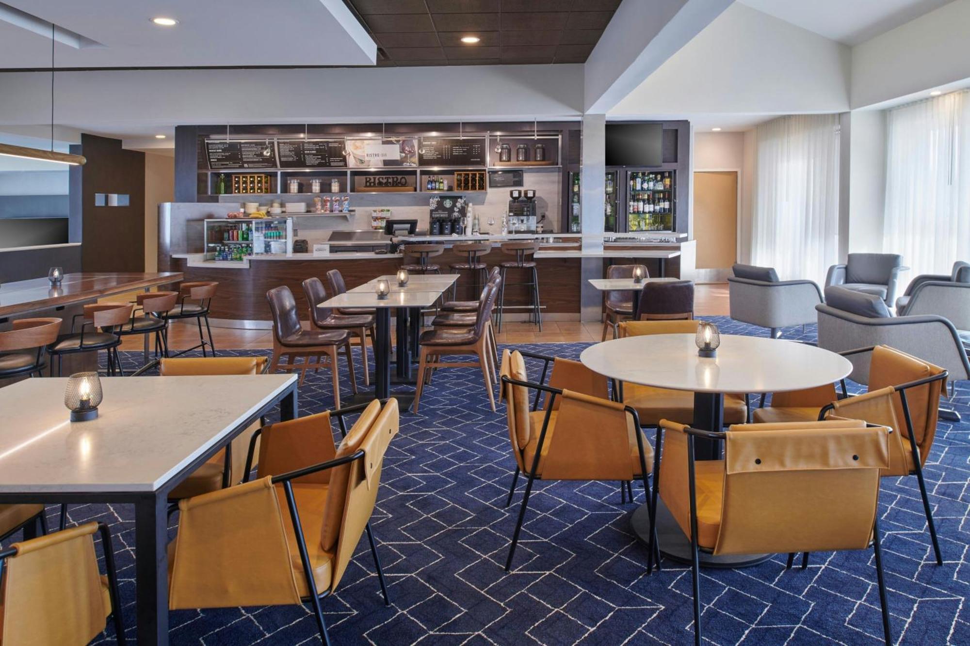 Courtyard By Marriott Detroit Livonia Hotel Bagian luar foto